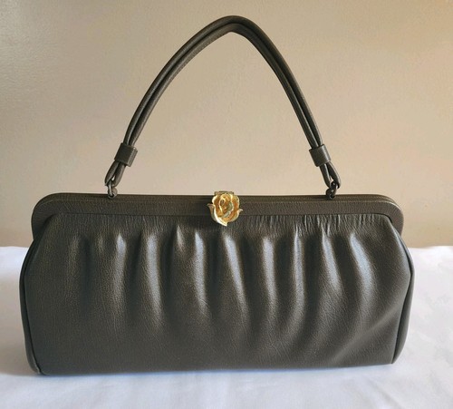 Vtg 60s Brown Vinyl Frame Handbag Purse W/ Brass Rose Closure Botrom Feet.