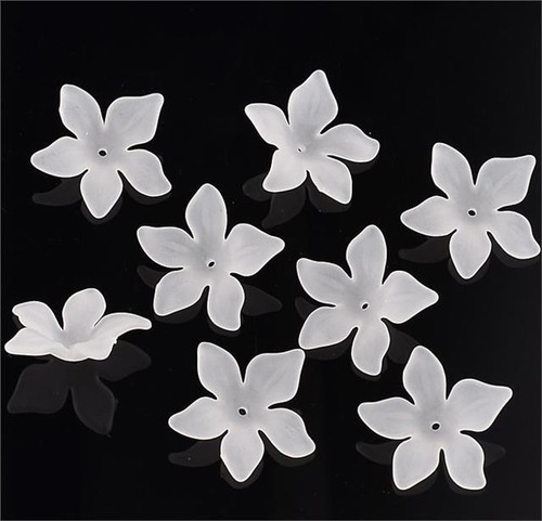 20 WHITE FROSTED LUCITE ACRYLIC PETAL FLOWER BEADS 29mm LUC2 - Picture 1 of 2