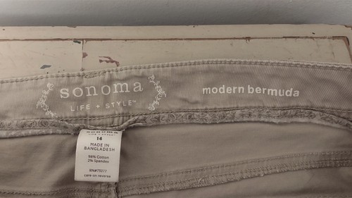 Sonoma Life + Style Modern Bermuda Shorts Beige Women’s Size 14 - Picture 4 of 5