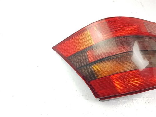 1997-2004 MK4 VOLKSWAGEN GOLF REAR TAIL LIGHT RH DRIVER SIDE 1J6945257 - Picture 2 of 12