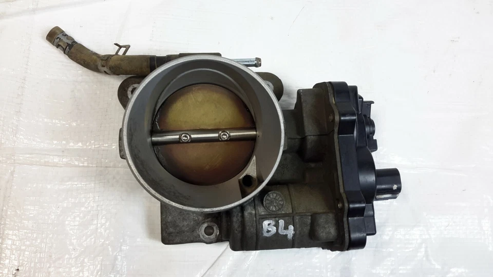 Chevrolet Silverado 1500 Avalanche 2003-2010 conjunto de carrocería del acelerador OEM Foto 3 de 4