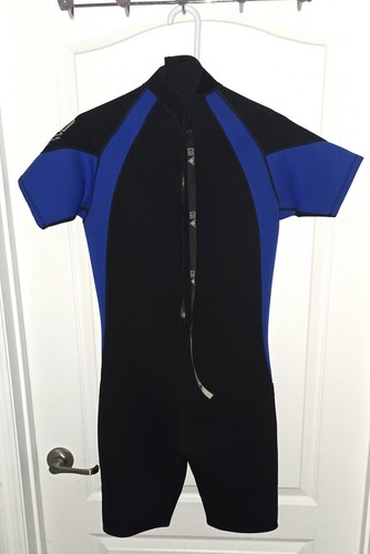 NEW EVO 3mm Shorty Wetsuit Men's Medium Blue & Black Back Closure - Picture 3 of 9