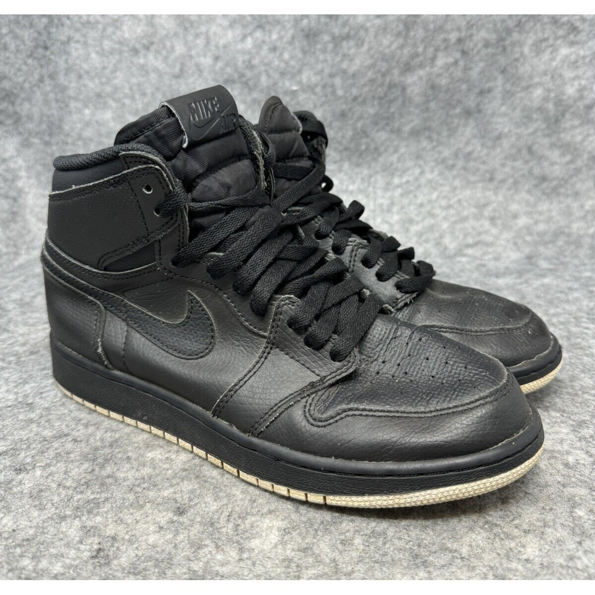 Nike Air Jordan Retro High Black OG Shoes Boys Size Sneakers  575441-002