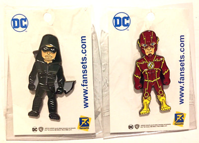 SDCC 2017~ARROW & FLASH~Fansets~Lot Of 2 Pins~ COMIC-CON EXCLUSIVE~DC~2''~New