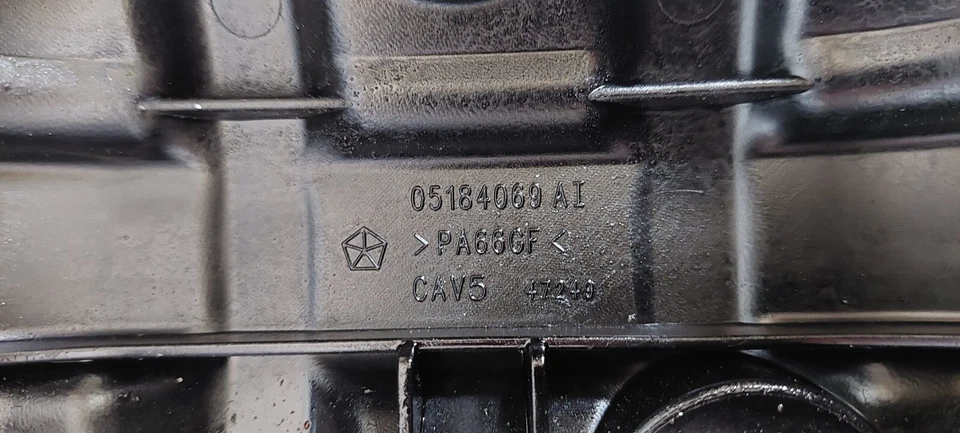 Jeep Chrysler Dodge 3.6 V6 Engine Rocker Cover 05184069 - Image 4 of 4