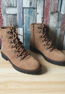 lace up boots tan