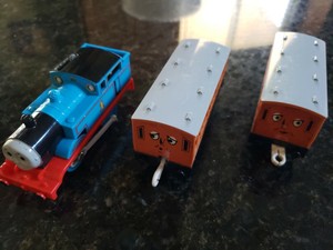Motorized-Trackmaster-Thomas-amp-Friend-Train-Tank-Engine-TOMY-1992-Annie-Clarabel