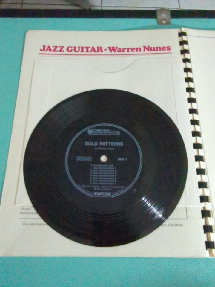 Libro raro de patrones en solitario de Warren Nunes para guitarra de jazz + grabación de demostración último Foto 3 de 4