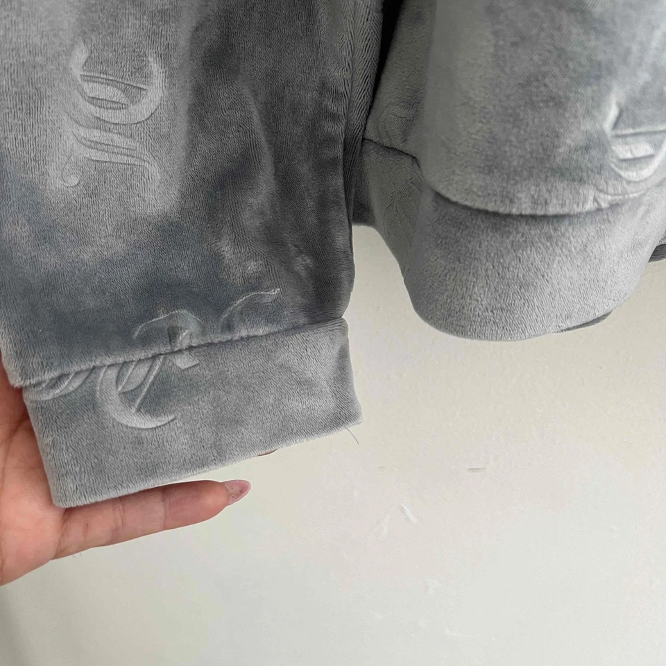 Juicy Couture Velour Sweatshirt XLarge Gray Crew Neck Pullover Womens - Image 3 of 4