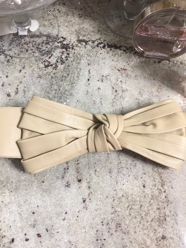 B-Low The Belt Aubry Nude Bow Leather Belt Rare New Nwt M Medium $198 - Picture 2 of 10