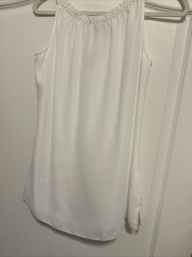 White House Black Market embroidered Ruffle Shell Dress Blouse S Small $94 A - Picture 6 of 6