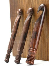 3 PCS Large Crochet Hook Set, Ergonomic Crochet Hooks with Soft Grip Handles,...