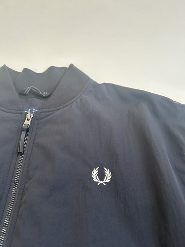 Chaqueta de bombardero Fred Perry para hombre negra talla XL abrigo mangas tejidas con cable en contraste - Imagen 2 de 10