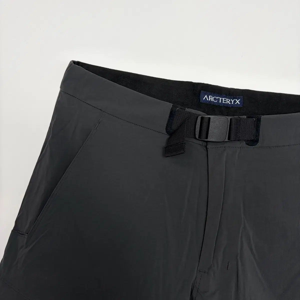 Arc teryx Palisade pants thumbnail 2