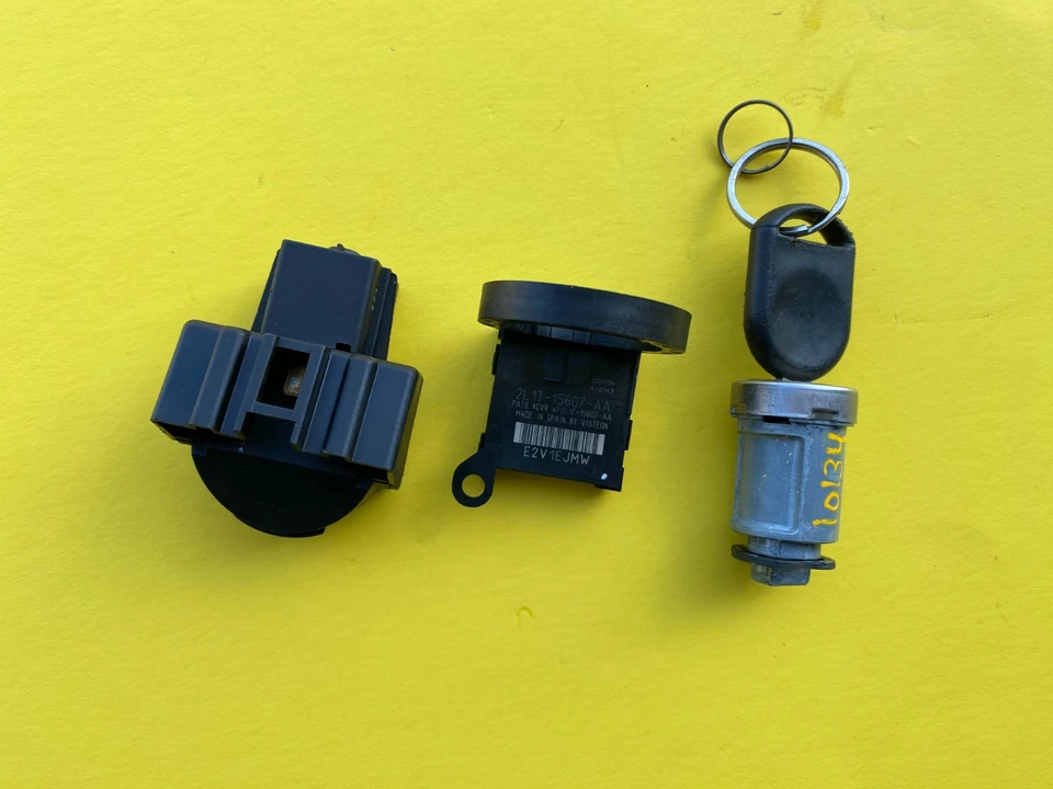 03-06 FORD EXPEDITION IGNITION ANTI THEFT IMMOBILIZER TRANSCEIVER 2L1T-15607-AA - Image 2 of 4