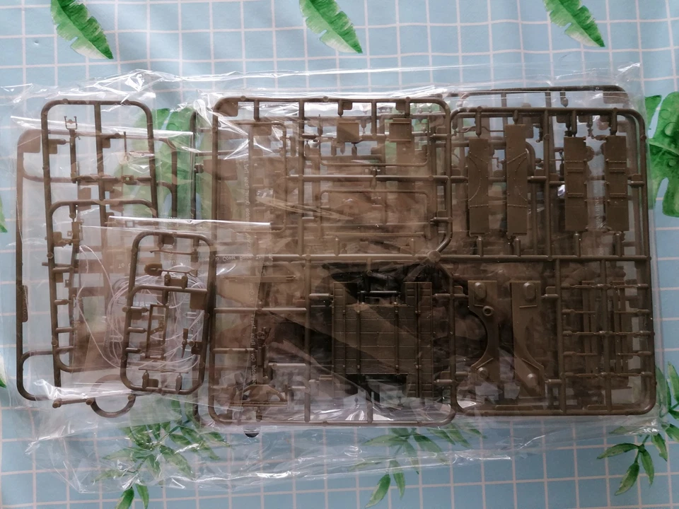 AFV 1/35 US 3/4 TON WEAPONS CARRIER BEEP WC51 ITEM N°AF 35S15 - Immagine 4 di 4