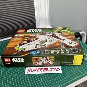 LEGO 75021 Republic Gunship Star Wars Clone Wars Anakin Skywalker Padme Obi-Wan 