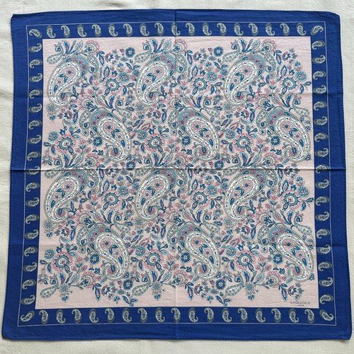 VTG Bandana Pink Cotton Paisley Blue Floral Flourish Oriental Handkerchief 19" - Picture 2 of 3