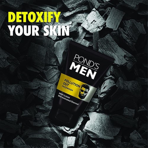 Pond's Men Pollution Out Face Wash - Deep Clean with Activated Charcoal - 50Gram - Picture 2 of 5