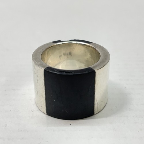 Anillo GUCCI Dos Tonos Talla 17 Sv925 Cuerpo Plata Solo Hecho en Italia Para Hombre 01W-4182
