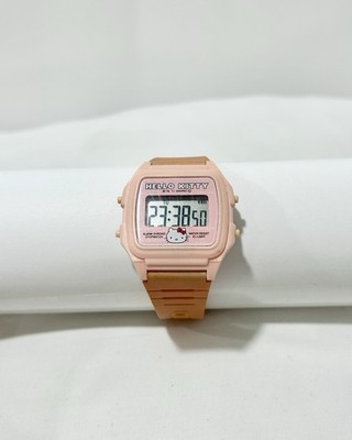 SANRIO HELLO KITTY Pink/Orange Digital Women Vintage Watch W13 *WORKING