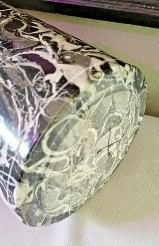 Biscottiera in pietra naturale o vaso da tavolo, forse un'urna? - Foto 6 di 9