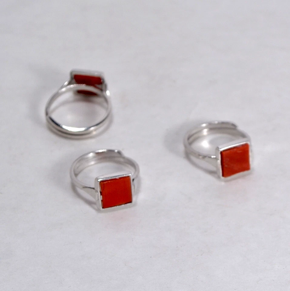 ANELLO IN ARGENTO 925 CON CORALLO ROSSO REGOLABILE                      AGNK 098 - Immagine 2 di 3