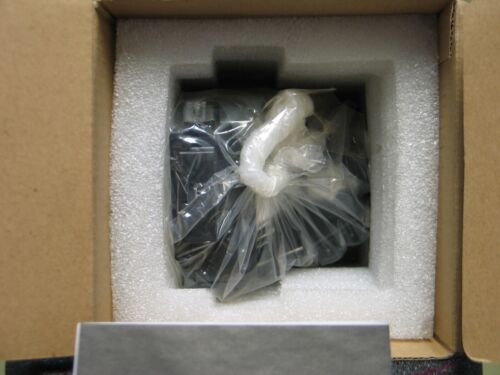 Epson ELPLP15 Projector Lamp Replacement V13H010l15 SP-LAMP-LP630 - Picture 3 of 8