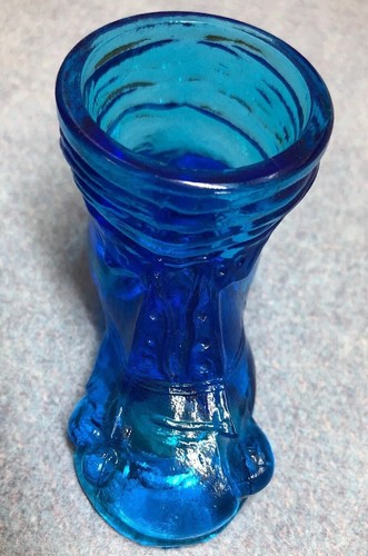 Vintage Little Degenhart Shoe Turquoise blue w/ Toes peeking out Toothpickholder - Picture 3 of 9