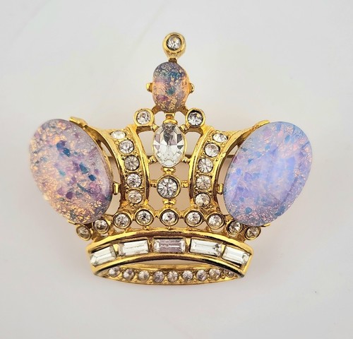 Vintage Signed Butler & Wilson Opaline Foil Art Glass Cabochon CROWN Brooch Pin - Picture 5 of 8