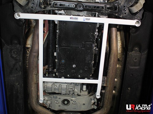 UR BAR para KIA STINGER (CK) (4x4) 2018-2019 soporte/mrossmember delantero inferior - Imagen 1 de 9