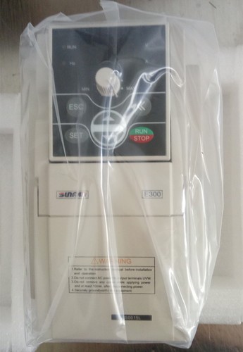 1,5KW 2 PS 1000HZ VFD Wechselrichter Frequenzumrichter 1 Phase 220V auf 3Phase 0-220V - Bild 3 von 4
