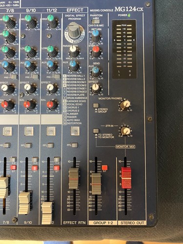 Yamaha Mischpult MG 124 cx , analoger 12 Kanal-Mixer mit Effektboard - Bild 4 von 5