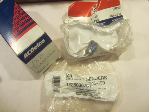 Sensor de temperatura de admisión de aire Cadillac 1981-1985 12353091 - Imagen 2 de 3