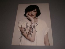 Sarah Blasko signed autograph Autogramm 8x11 inch photo in person Sarah Blasko signed autograph Autogramm 8x11 inch photo in person