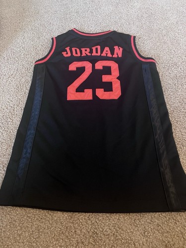 Nike Air Jordan #23 Jumpman Boys Medium Youth Jordan Jersey Black - Picture 4 of 4