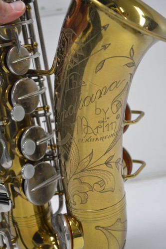 MARTIN INDIANA ALTO SAX W/MATCHING SERIAL # ON NECK AND BODY, ORIGINAL CASE - Picture 14 of 22