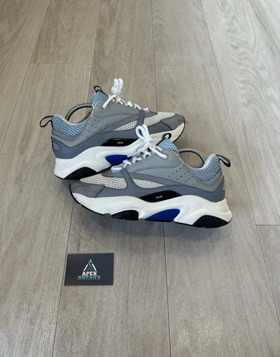 Bleu bébé Dior B22 Taille EU42,5 UK8,5 Très bon état !