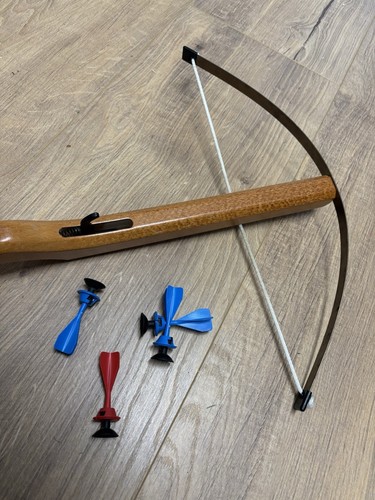 Holz-Armbrust für Kinder mit 4 Pfeilen