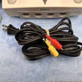 Vintage SEGA Dreamcast White Console (2 Controllers, 2 VMU Cards, Composite RCA)