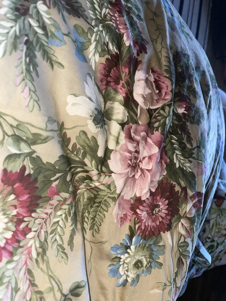 Vintage RARE Ralph Lauren Adriana Floral comforter King 90’s - Image 2 of 4