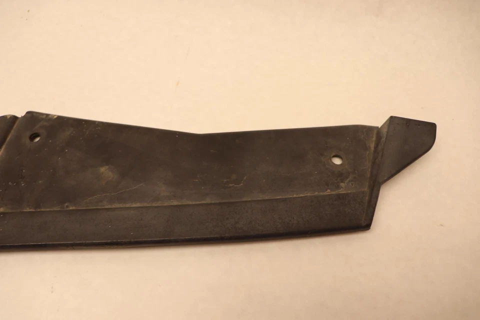 Cadillac XLR 2004-2008 debajo del capó embellecedor panel cubierta sello protector OEM Foto 2 de 4