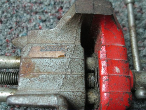Vintage Stanley Handyman USA H1209 Anvil Bench Vise missing "pad" - Picture 3 of 5