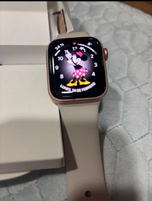 Apple Watch SE 40mm Caja de aluminio en oro con Correa deportiva rosa arena -...