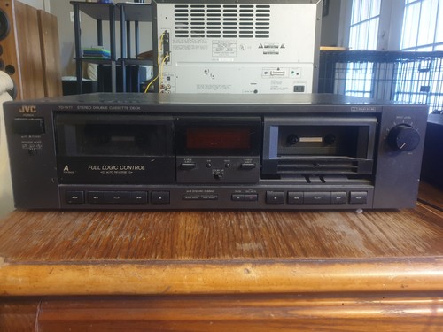 JVC TD-W77 Stereo Doppel Kassettendeck - funktioniert super, kleiner kosmetischer Fehler