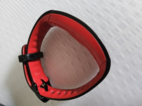 SAMSUNG SM-R365NZKAXAR Gear Fit2 Pro RED Smartwatch Fitness Band (Large) - Picture 8 of 9