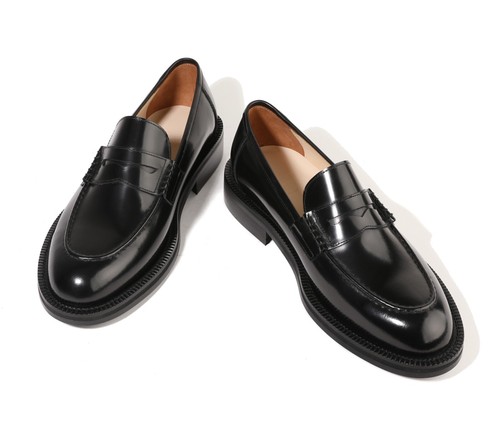Mocasines Firenze Atelier para hombre de cuero negro pulido con punta de centavo - Imagen 6 de 23