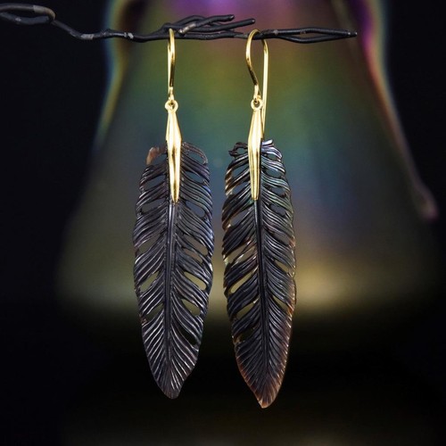 Negro Crow Feather Pendientes Concha Tallado & Oro Vermeil En Plata de Ley 6.79g - Imagen 2 de 12