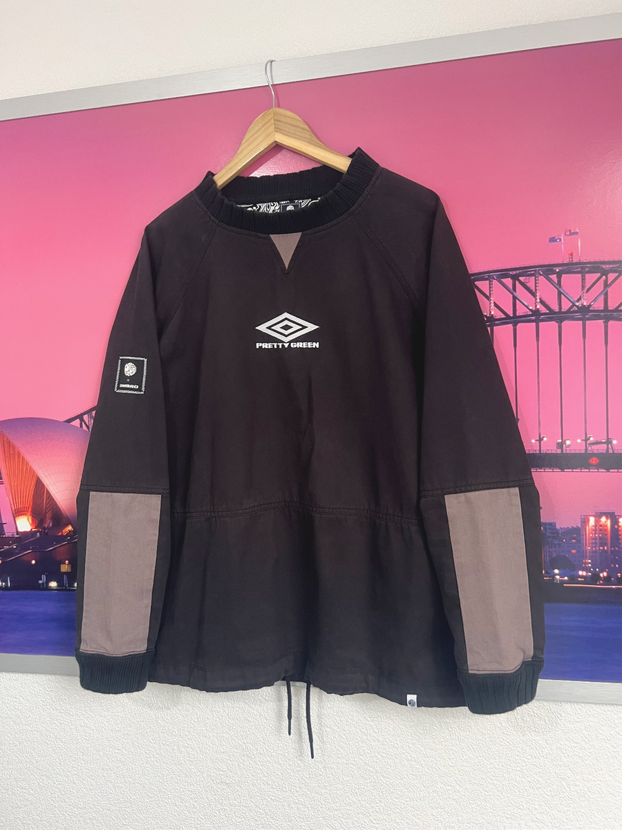 完売品‼️xlarge umbro DRILL TOP oasis Umbro Men's Liam Gallagher Oasis Iconic Drill Top In Dusty