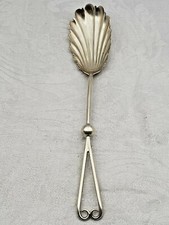 Antique English Silverplate  Berry Spoon with Shell-Shaped Bowl 8888